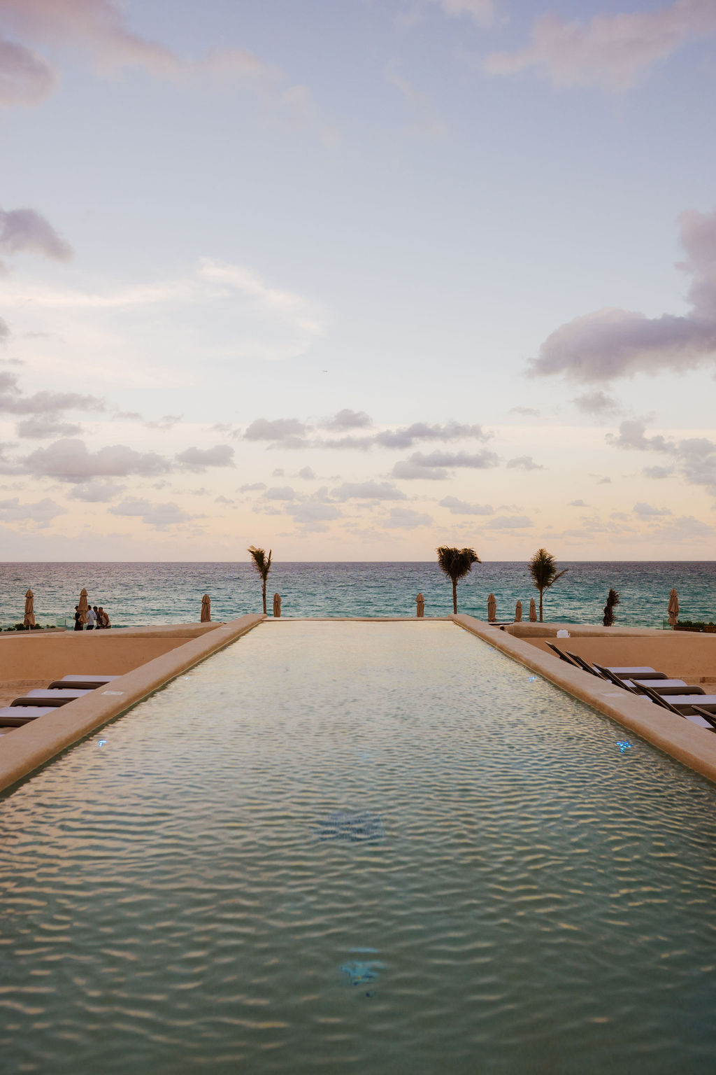 Blue sky wedding ceremony at Cancun resort
